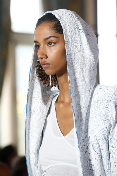 Look 59